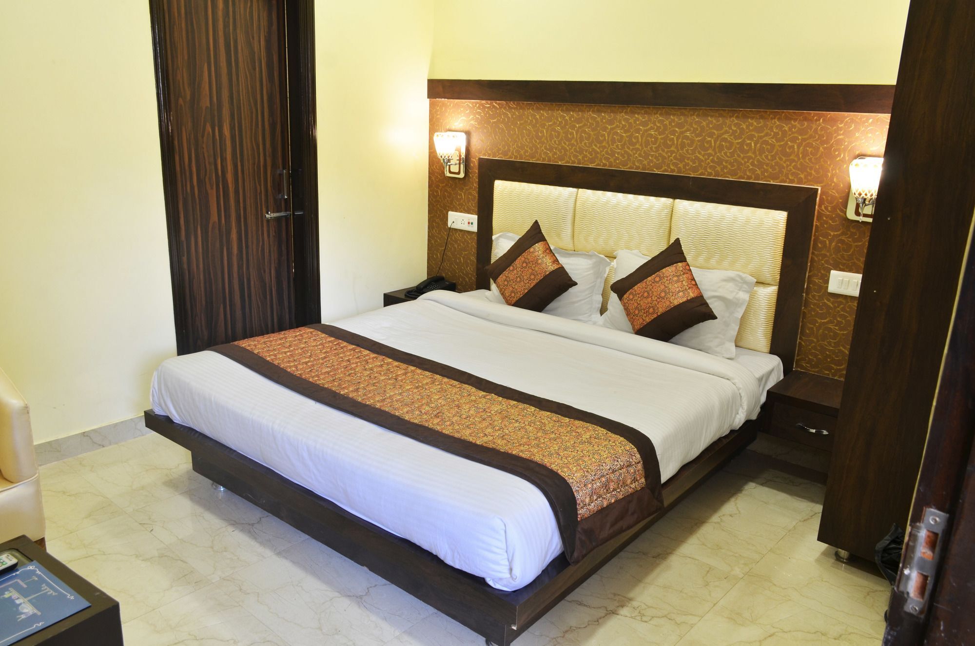Oyo 7447 Grand Park Hotel Амритсар Екстериор снимка