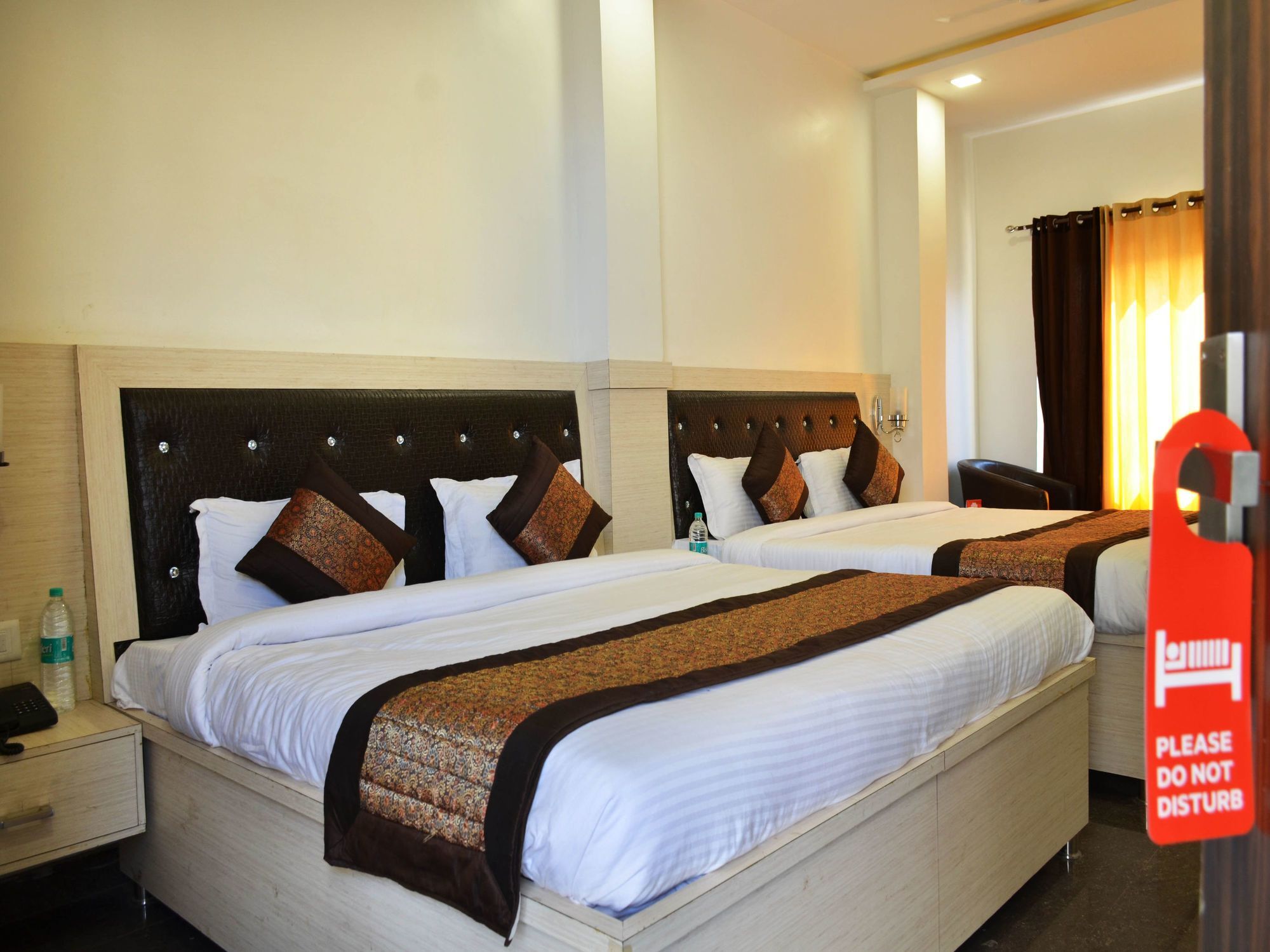 Oyo 7447 Grand Park Hotel Амритсар Екстериор снимка